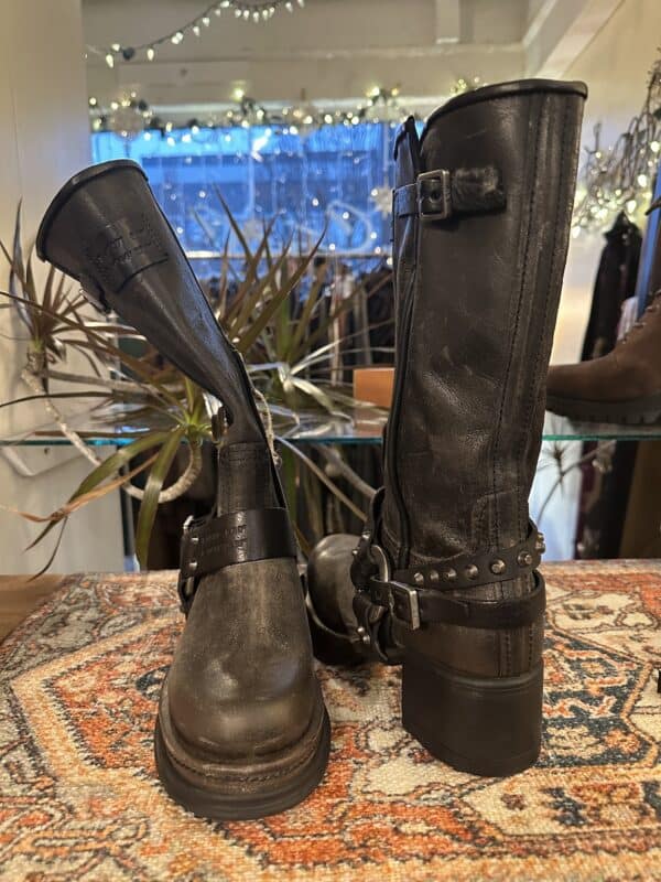A.S. 98 Chase Boots