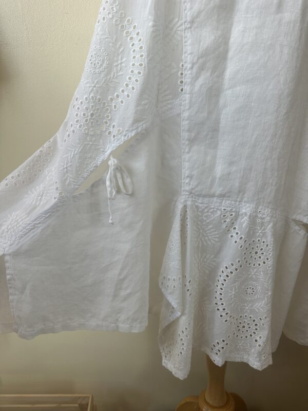 Bodil Eyelet Tunic Dress