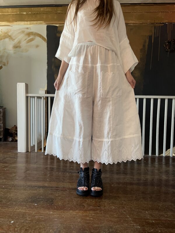 Bodil Eyelet Pant