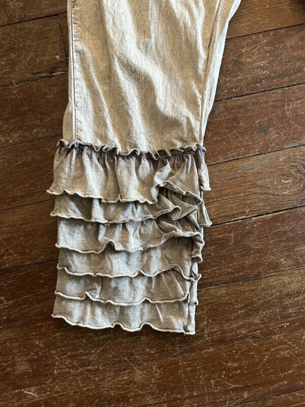 Ruffle Pant