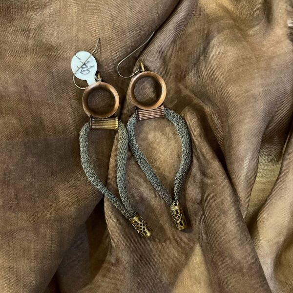 Sarah Cavender Metal Hoop Earrings
