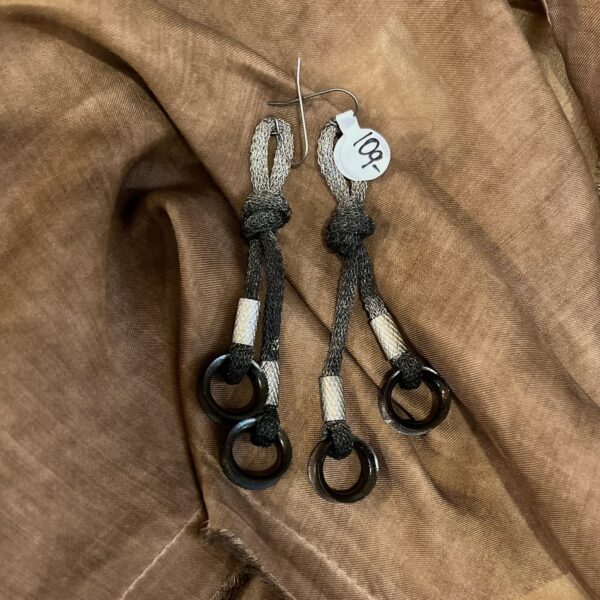 Sarah Cavender Ring Earrings
