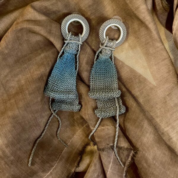 Sarah Cavender Chain Metal Earrings
