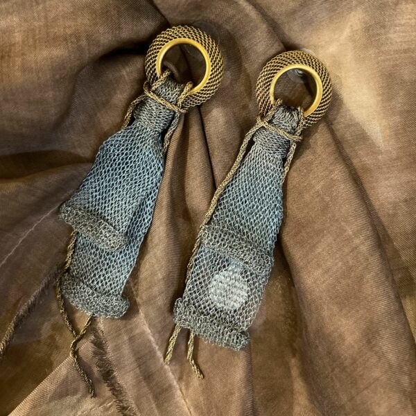 Sarah Cavender Chain Metal Earrings