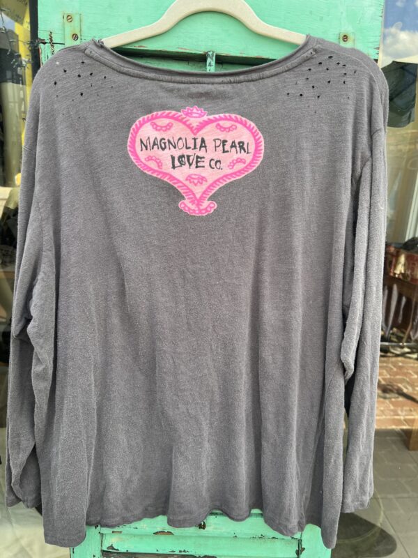 Magnolia Pearl Flor De La'asion Tee